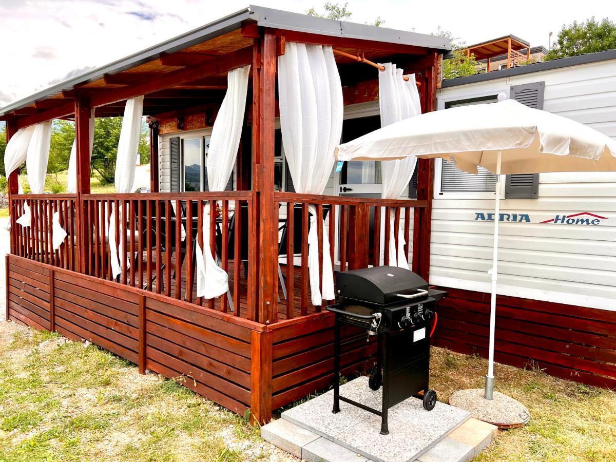 Mobile Home Nebo Luxus كلينوفيتسا المظهر الخارجي الصورة