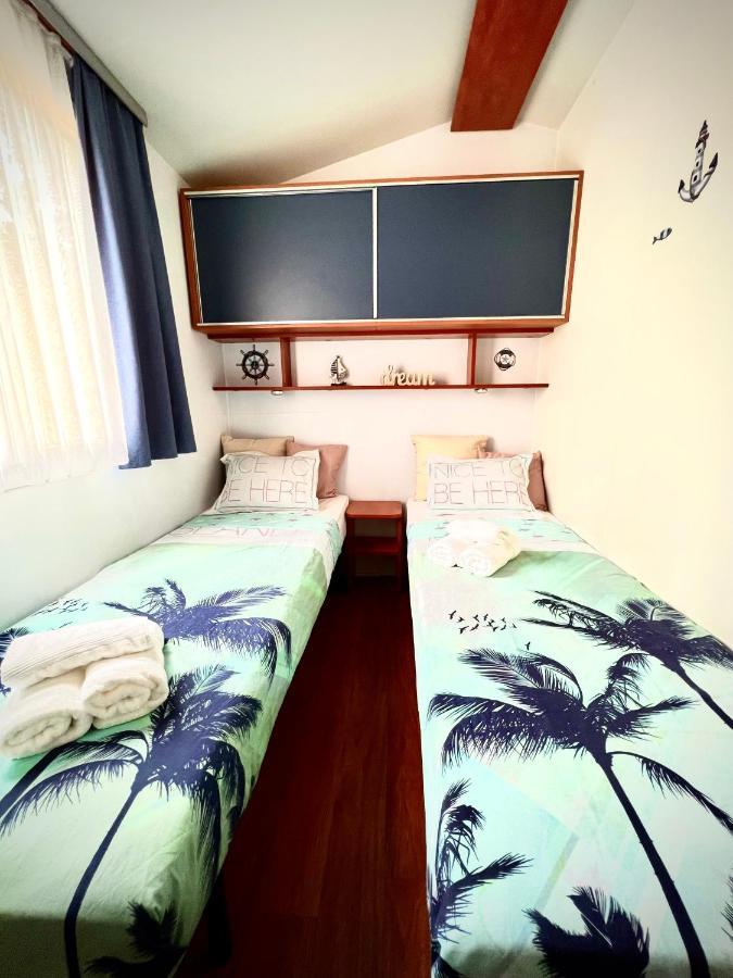 Mobile Home Nebo Luxus كلينوفيتسا المظهر الخارجي الصورة