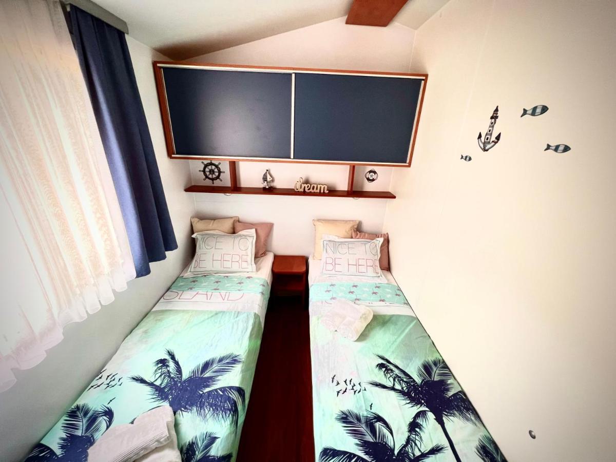 Mobile Home Nebo Luxus كلينوفيتسا المظهر الخارجي الصورة