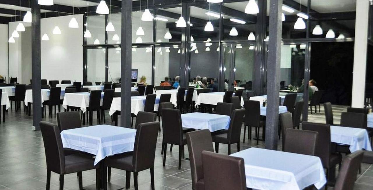 Mobile Home Nebo Luxus كلينوفيتسا المظهر الخارجي الصورة