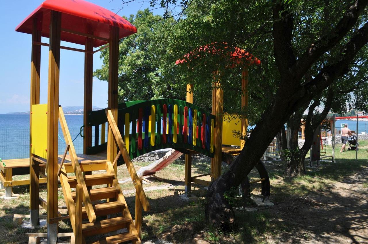 Mobile Home Nebo Luxus كلينوفيتسا المظهر الخارجي الصورة