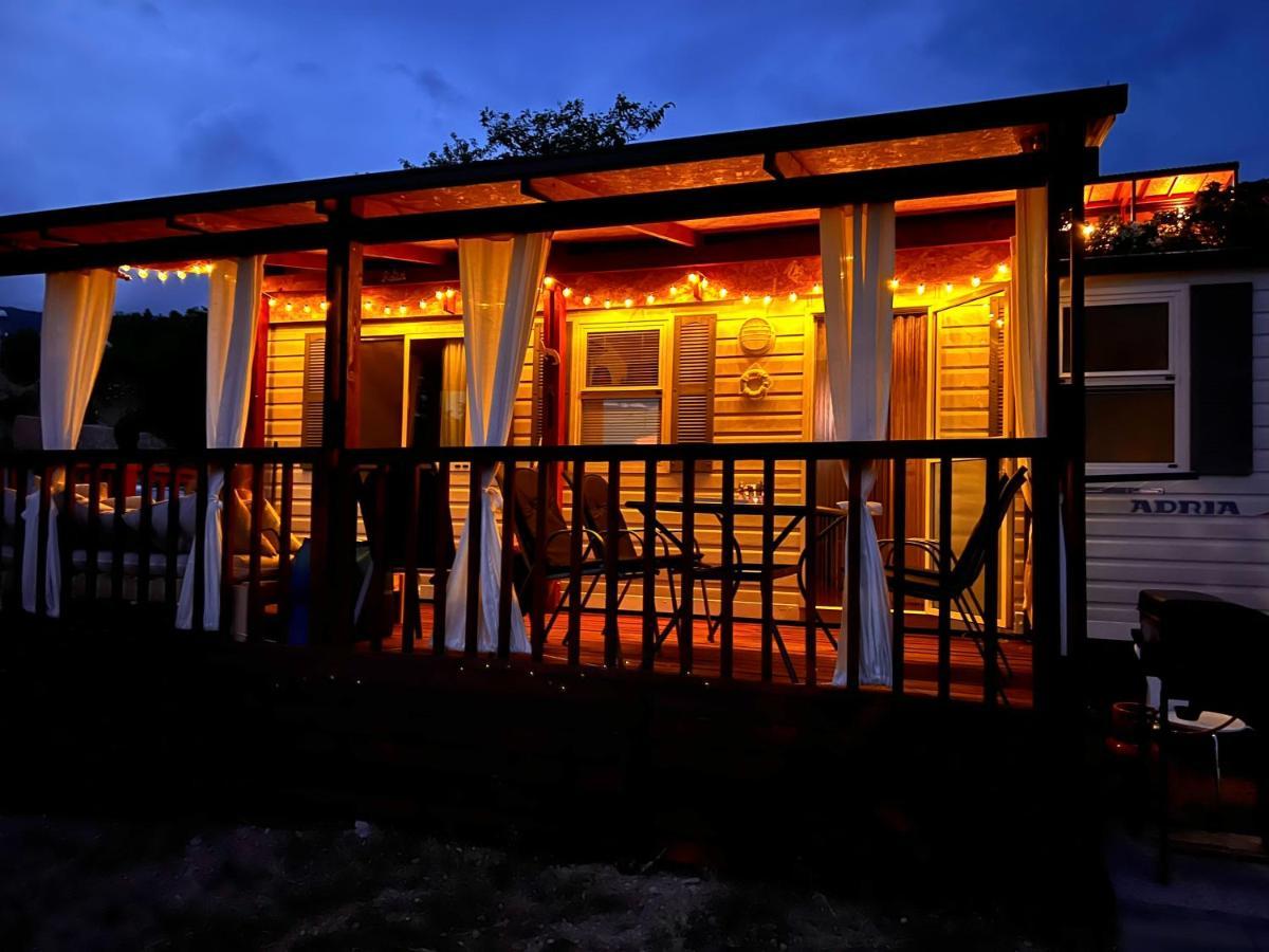 Mobile Home Nebo Luxus كلينوفيتسا المظهر الخارجي الصورة
